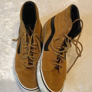 Suede Hightop Vans